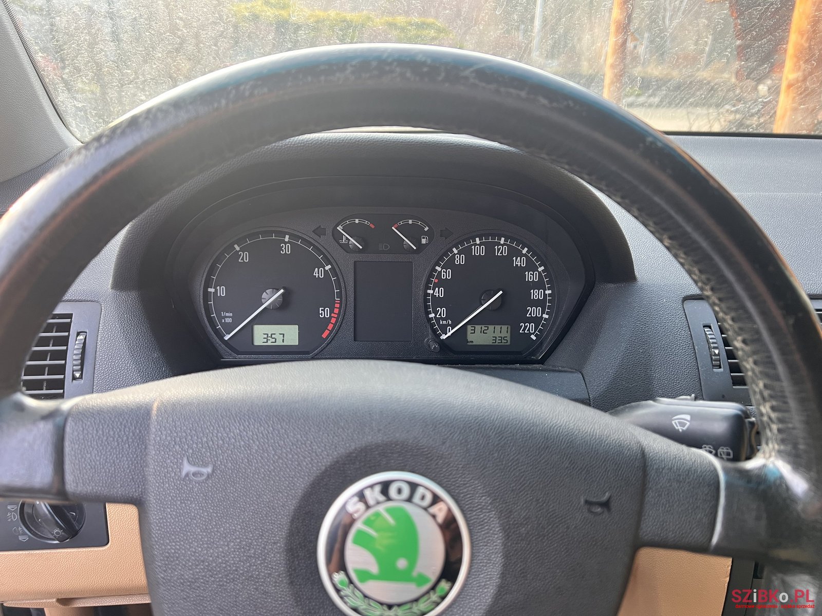 2001' Skoda Fabia photo #1