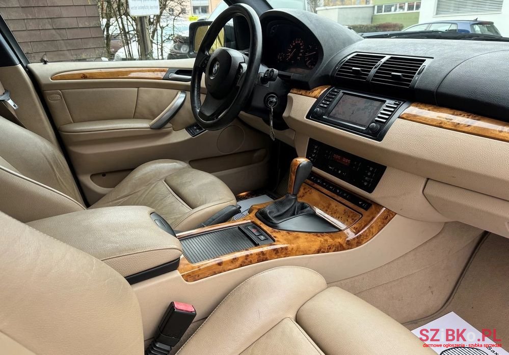 2004' BMW X5 4.4I photo #5