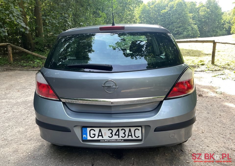 2004' Opel Astra photo #6