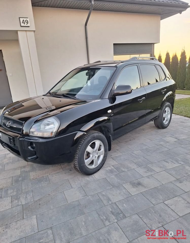 2008' Hyundai Tucson photo #2