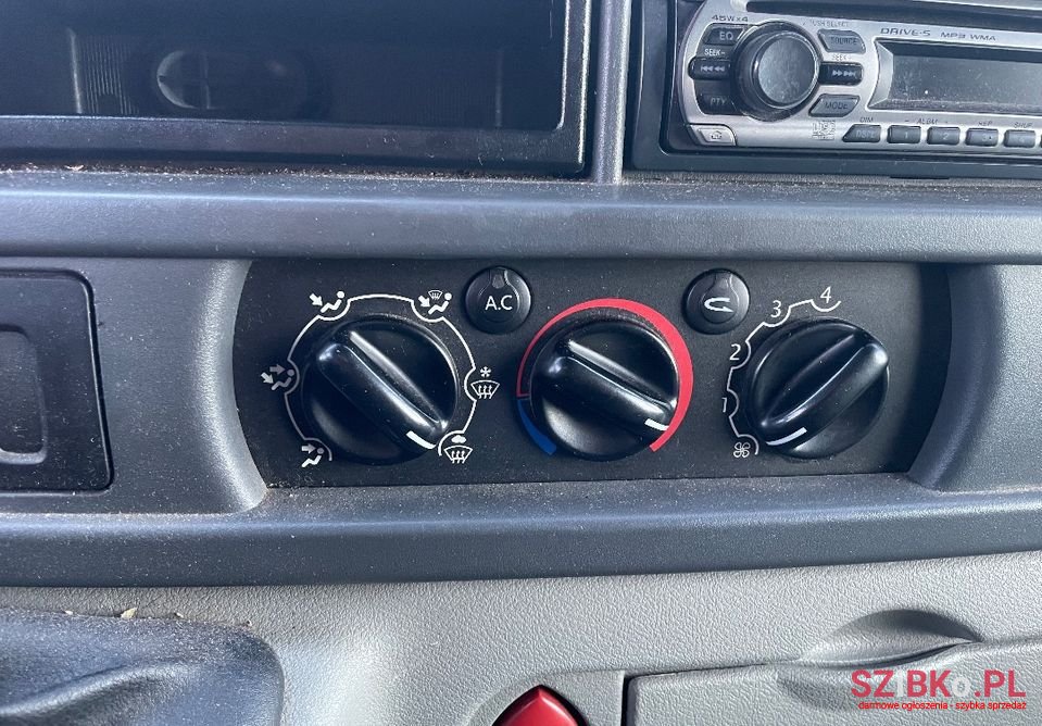 2007' Nissan Interstar photo #6