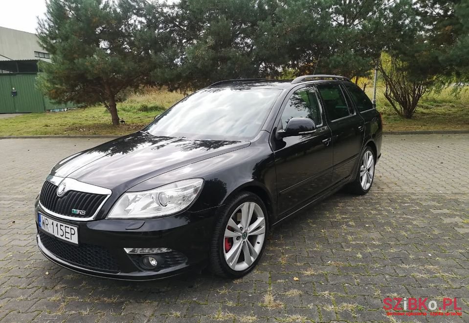 2009' Skoda Octavia photo #1