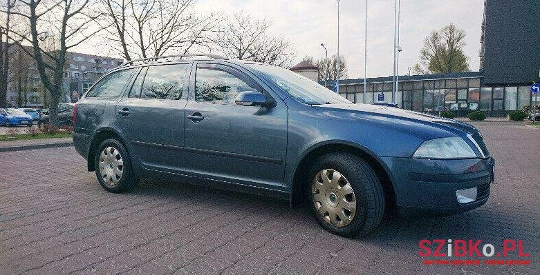 2005' Skoda Octavia photo #1