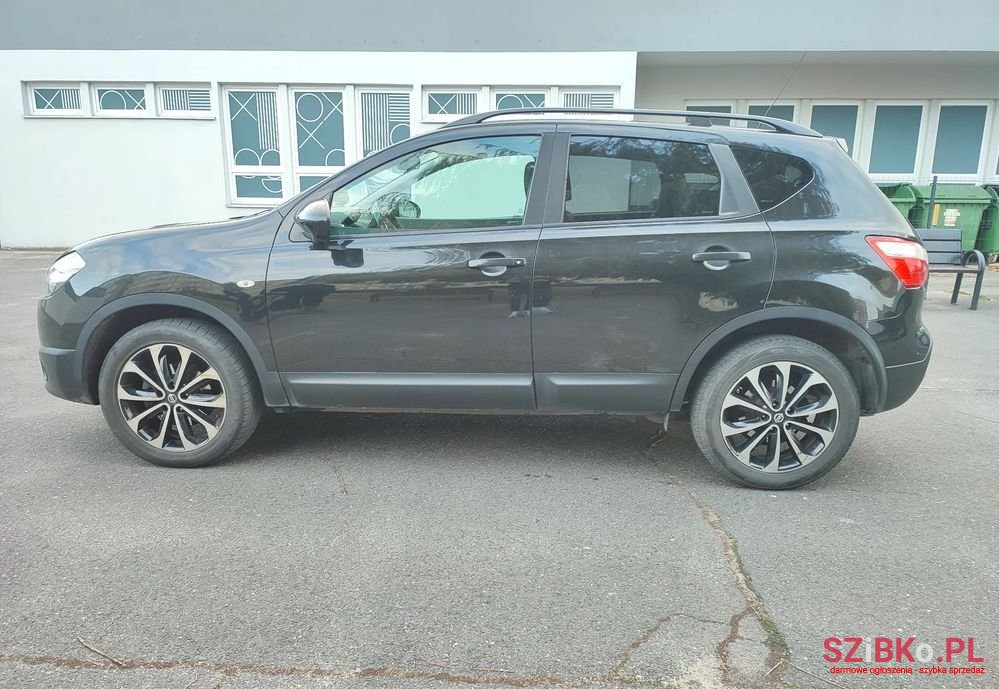 2013' Nissan Qashqai 1.6 Dci 360 photo #6