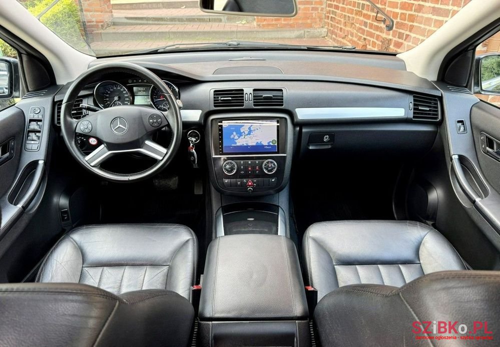 2009' Mercedes-Benz R-Class photo #5