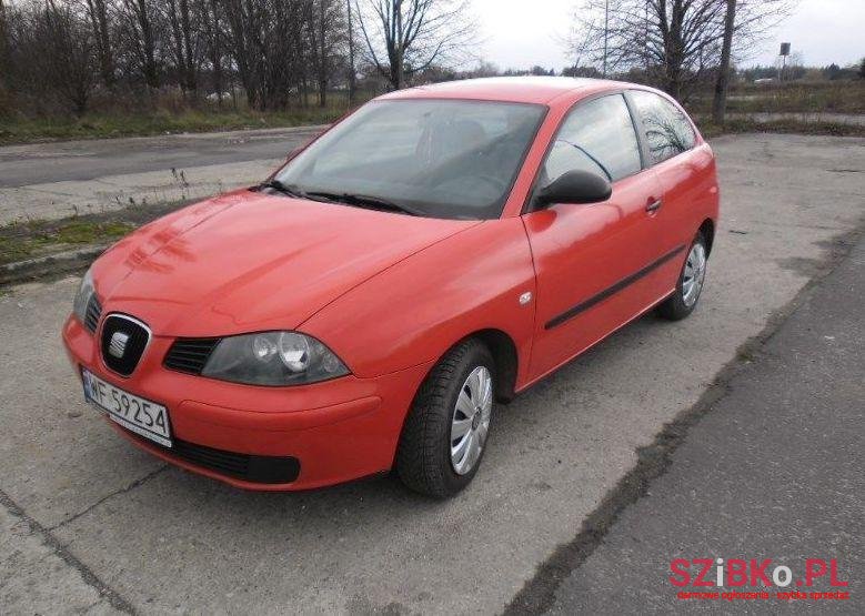 2002' SEAT Ibiza photo #1