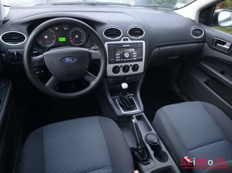 2006' Ford Focus photo #5