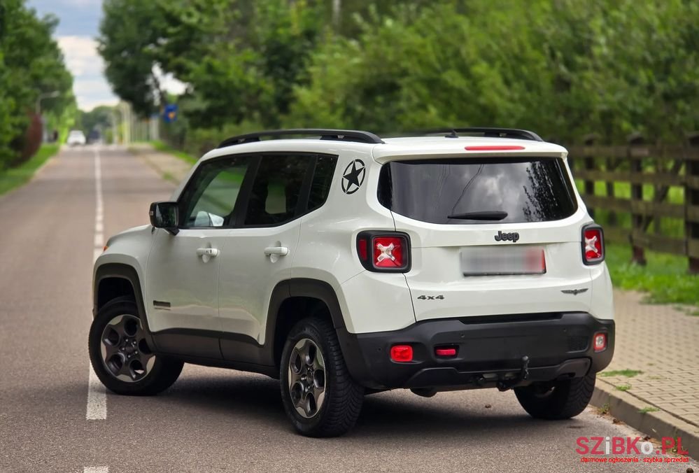2018' Jeep Renegade photo #3