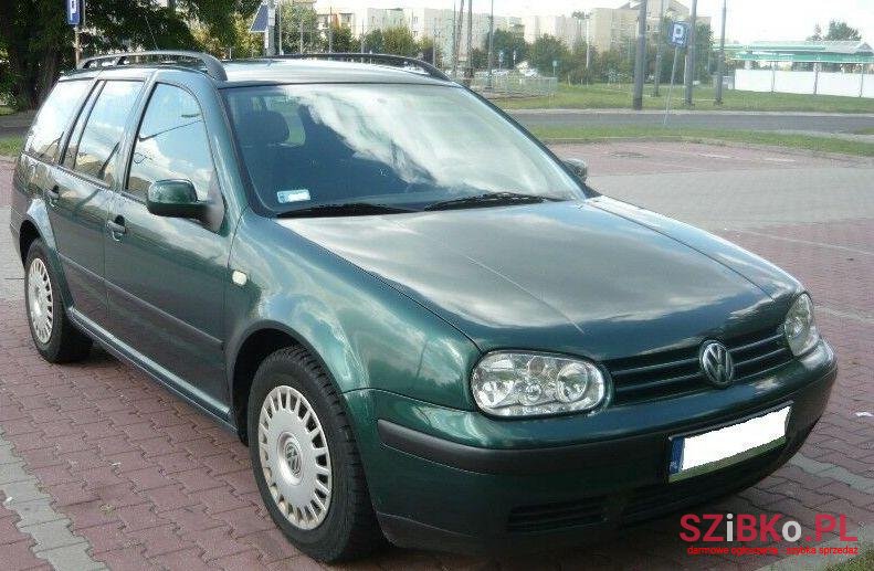 2000' Volkswagen Golf photo #1