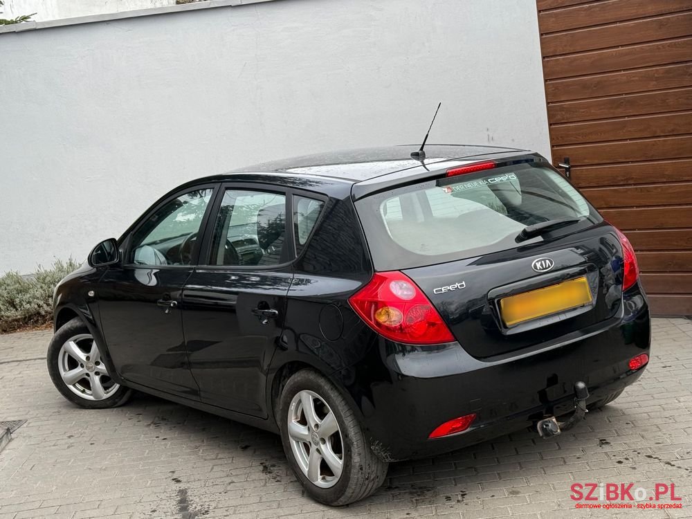 2008' Kia Ceed photo #3