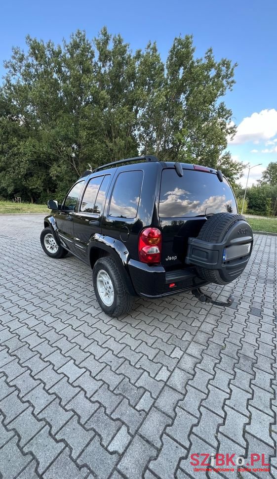 2004' Jeep Cherokee 2.8L Crd Renegade photo #2