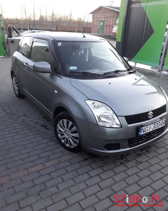 2006' Suzuki Swift photo #6