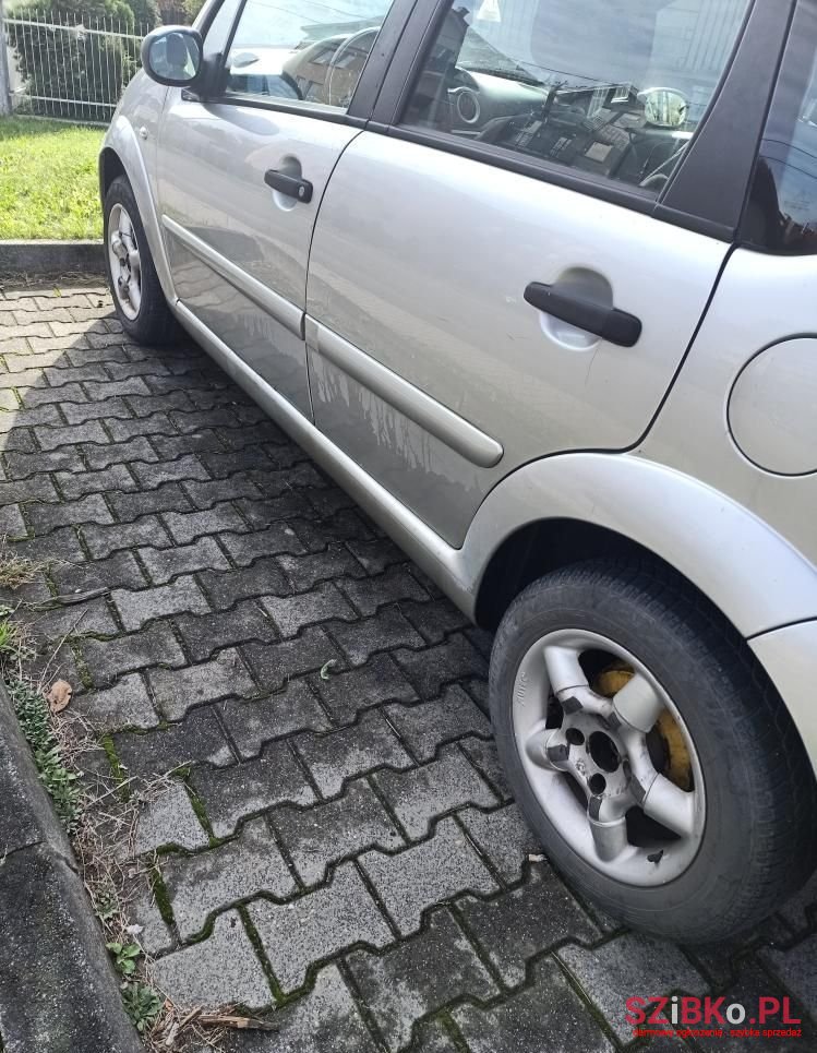 2009' Citroen C3 photo #5