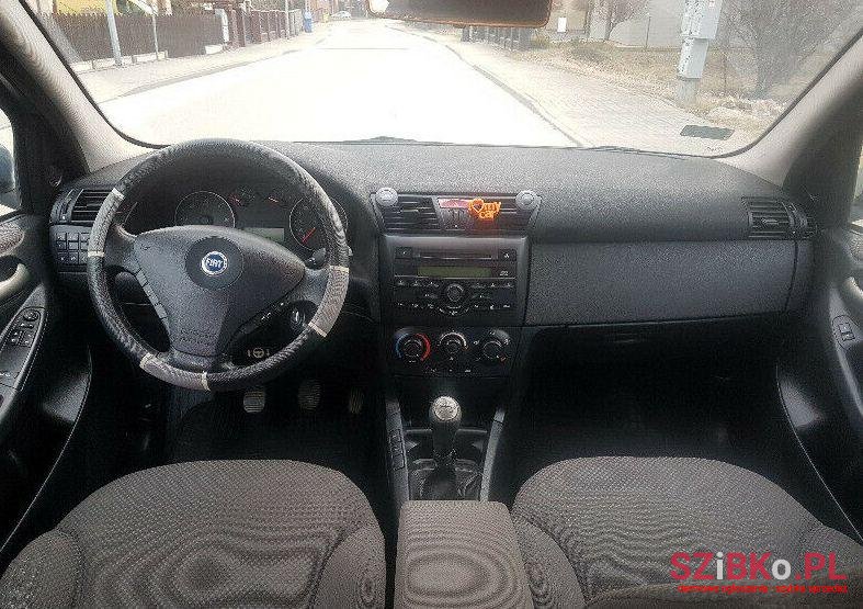 2001' Fiat Stilo photo #2