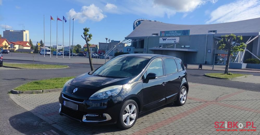 2012' Renault Scenic photo #1