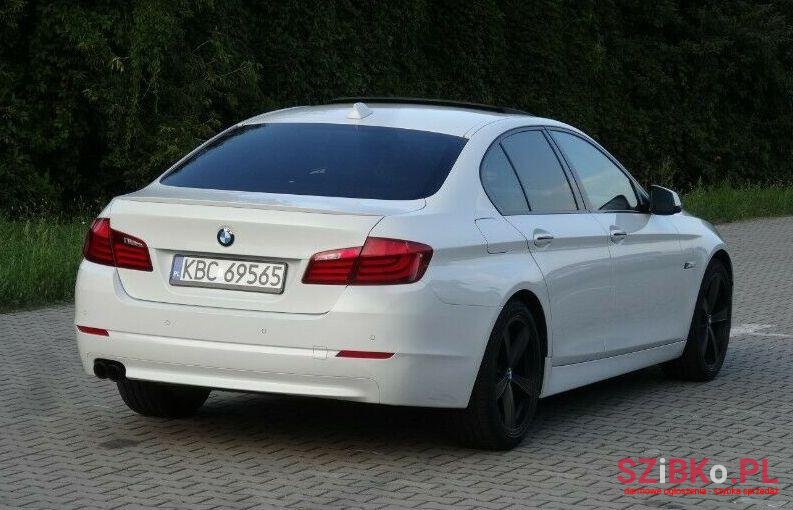 2011' BMW Seria 5 photo #2