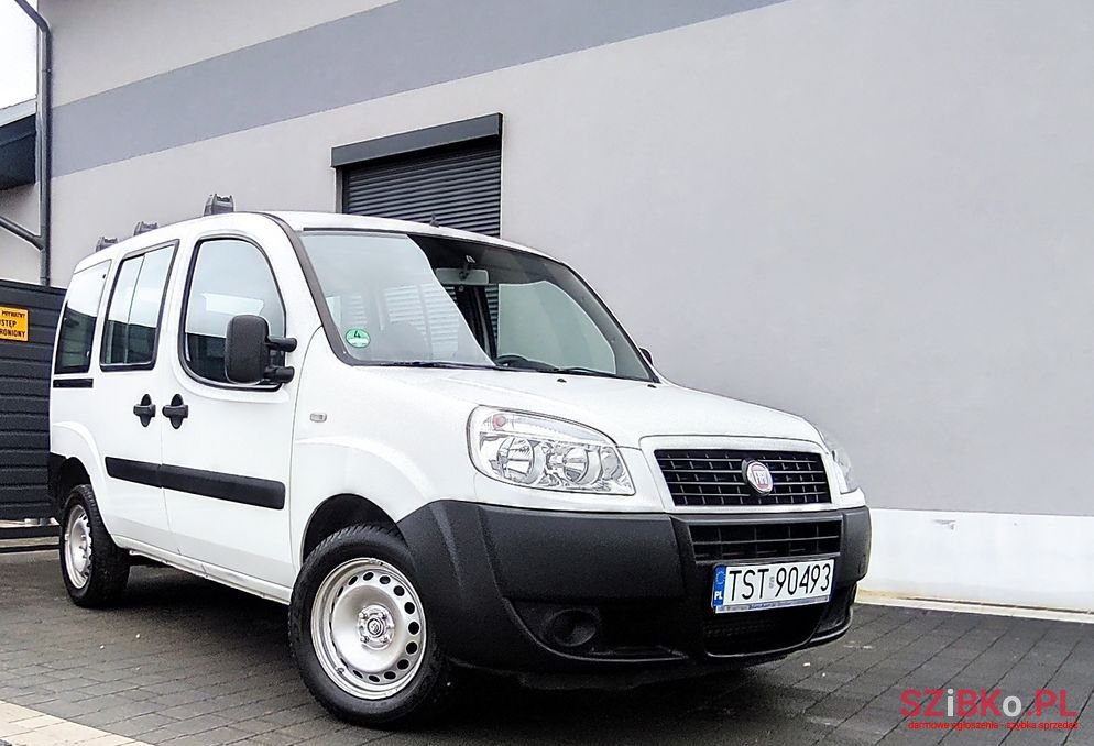 2009' Fiat Doblo photo #4