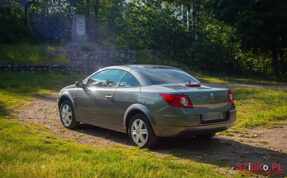2003' Renault Megane photo #2