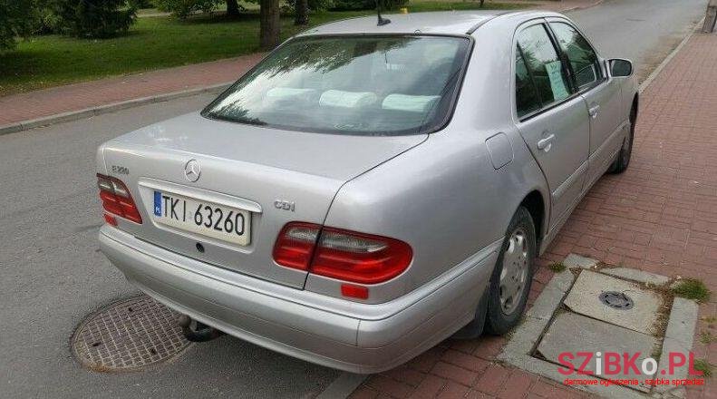 2000' Mercedes-Benz Klasa E photo #1