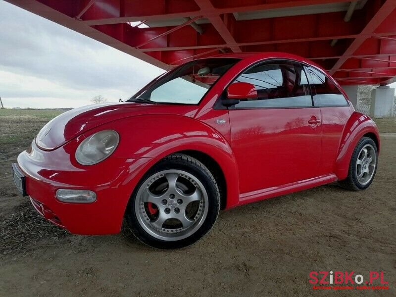 2000' Volkswagen New Beetle photo #1