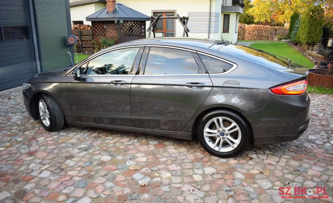 2015' Ford Mondeo photo #6