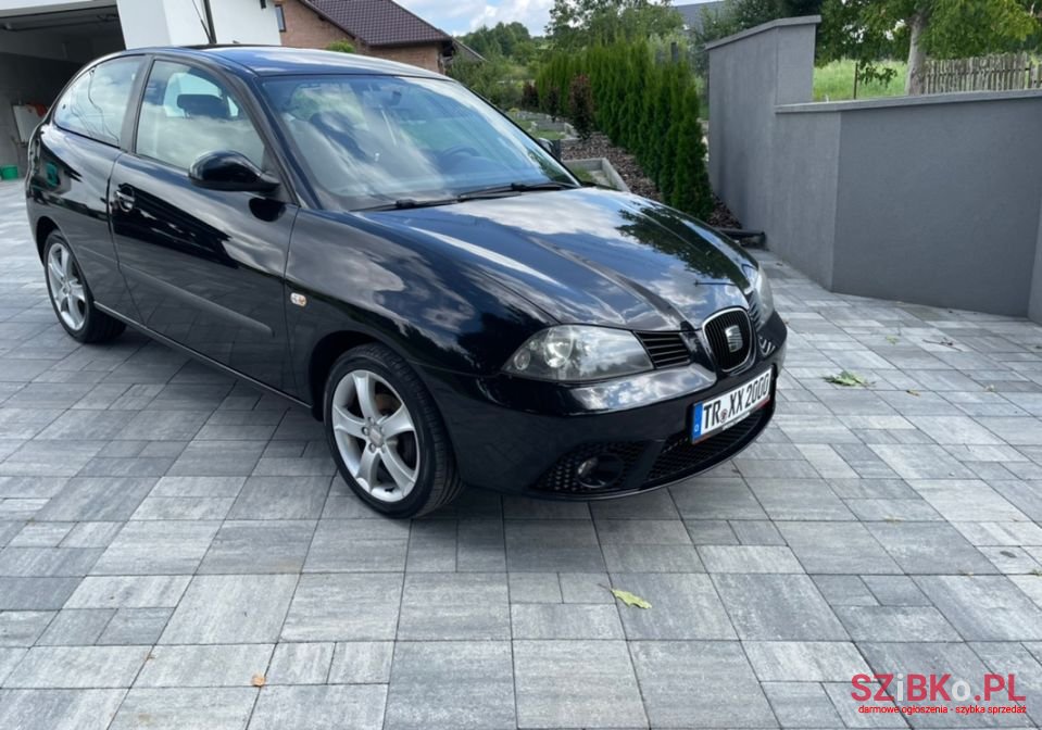 2008' SEAT Ibiza photo #2