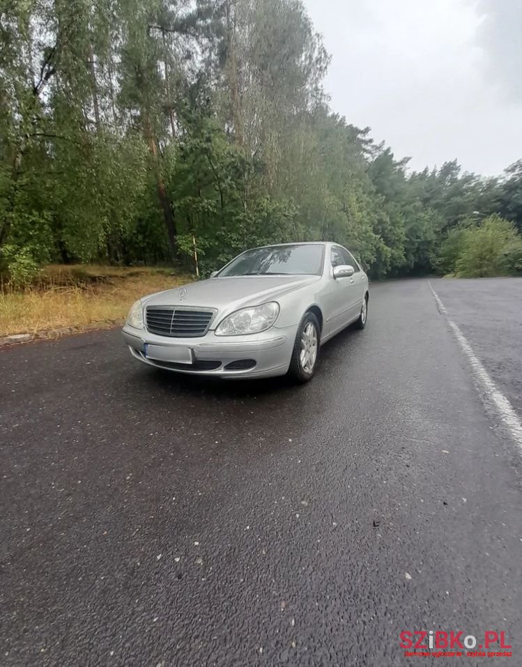 2003' Mercedes-Benz S-Class 400 Cdi photo #1