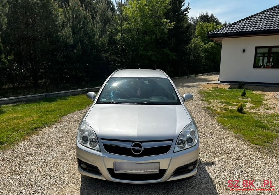 2005' Opel Vectra photo #2