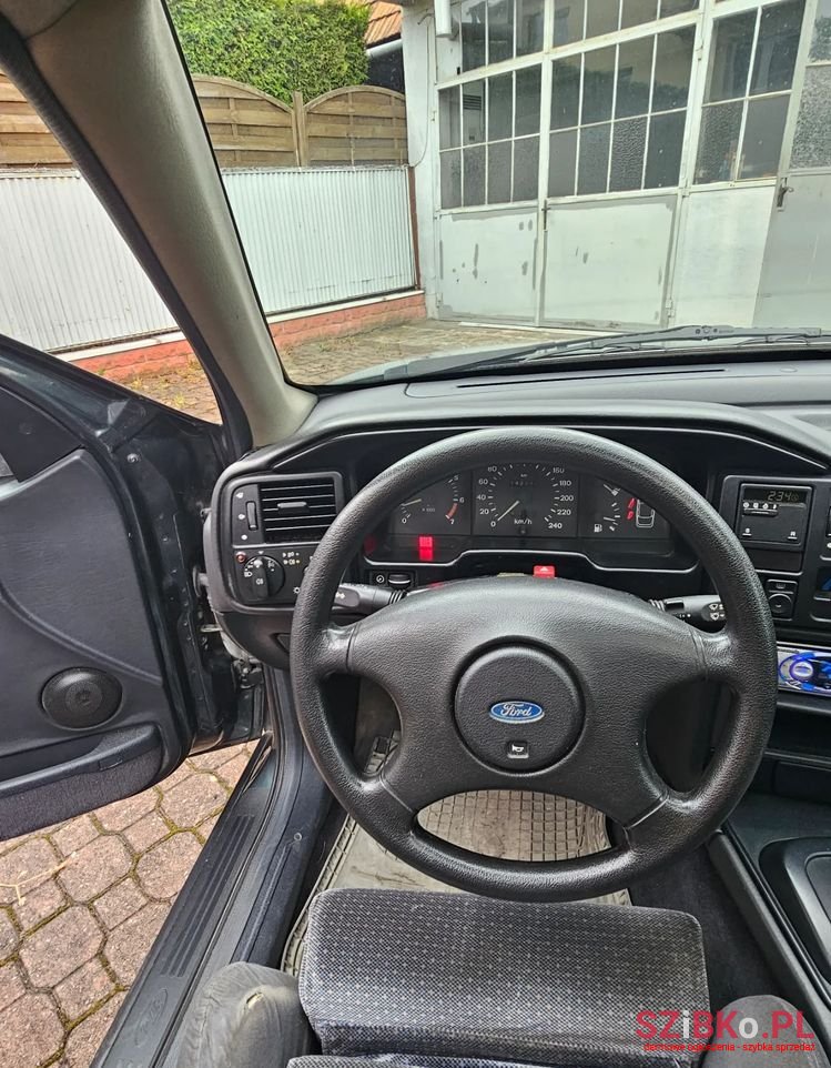 1993' Ford Scorpio photo #6