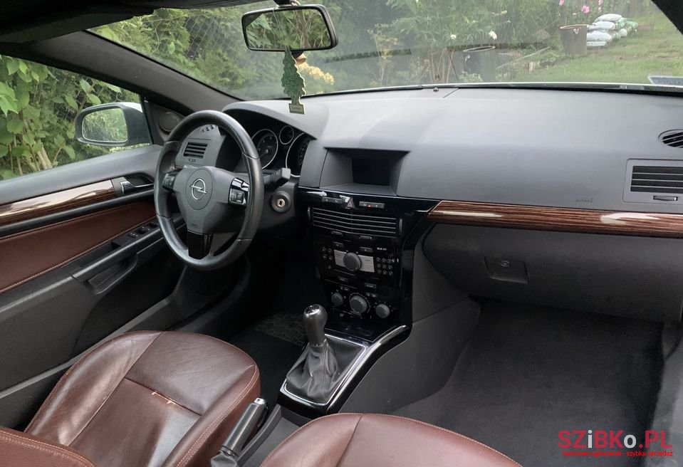 2007' Opel Astra photo #6