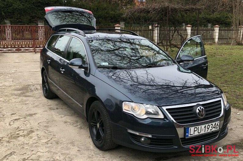 2007' Volkswagen Passat photo #1