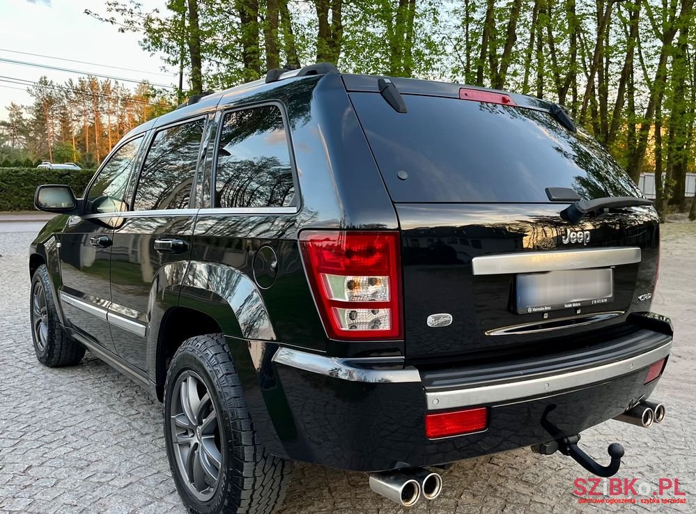 2007' Jeep Grand Cherokee photo #4