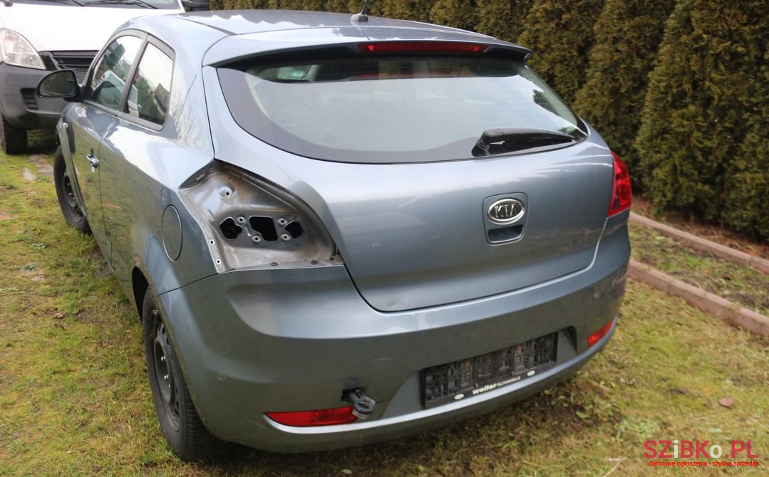 2007' Kia Pro Ceed photo #3