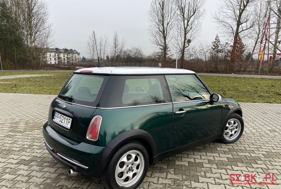 2004' MINI One photo #5