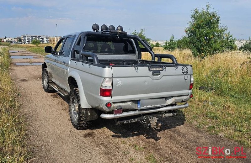 2003' Mitsubishi L200 2.5 Td Intense photo #5