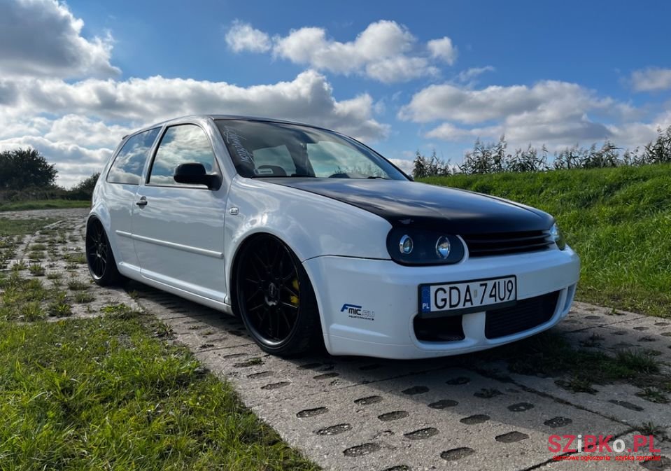 1998' Volkswagen Golf photo #1