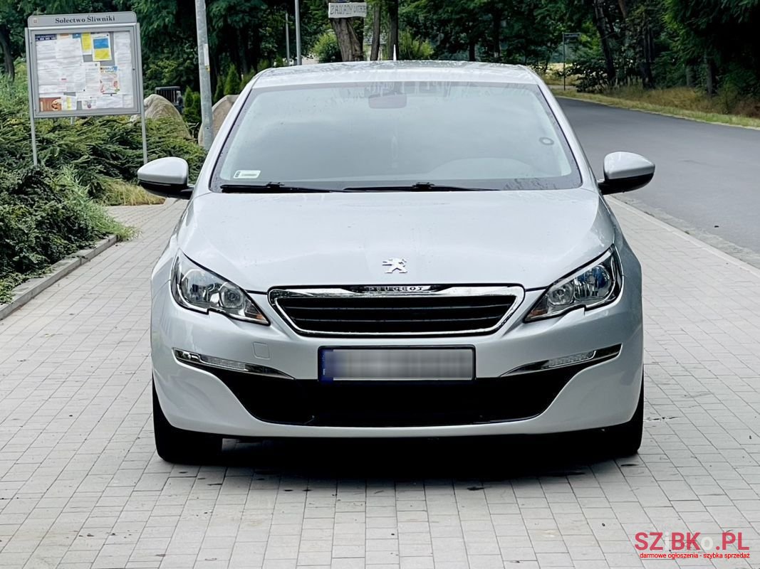 2014' Peugeot 308 photo #6