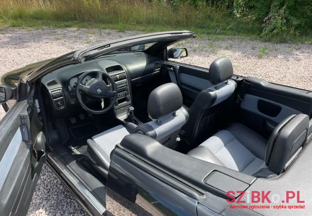 2005' Opel Astra photo #5