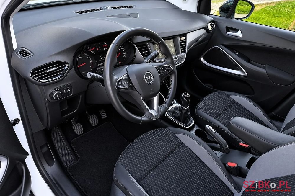 2022' Opel Crossland photo #5