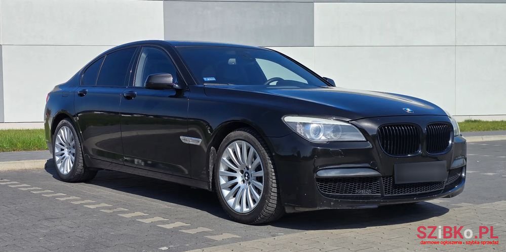 2012' BMW 7 Series 740D Xdrive photo #2