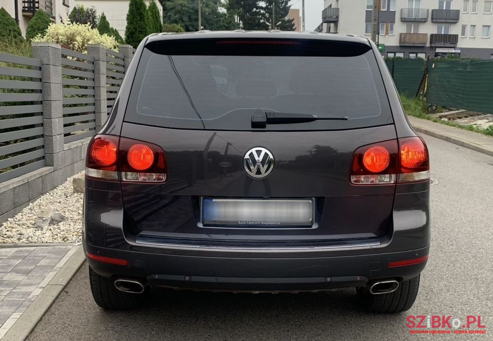 2007' Volkswagen Touareg photo #4