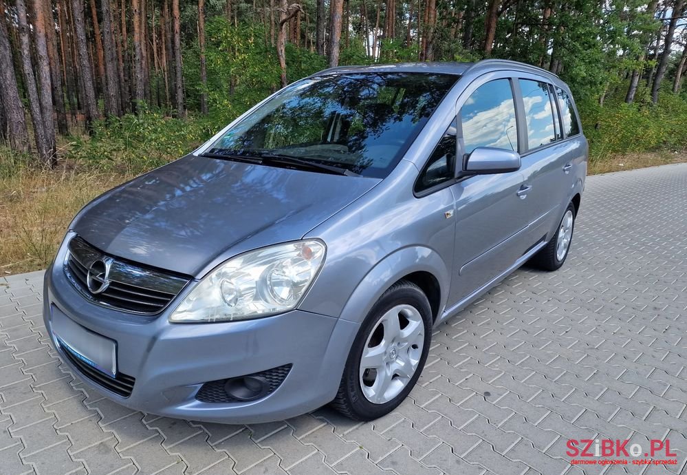 2008' Opel Zafira photo #2