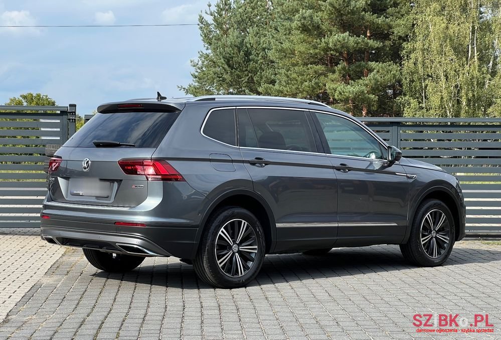 2019' Volkswagen Tiguan Allspace photo #4