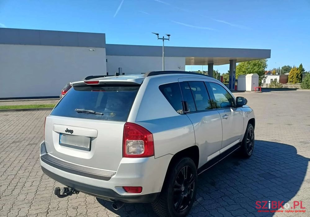 2012' Jeep Compass 2.2I Crd 4X2 North photo #4