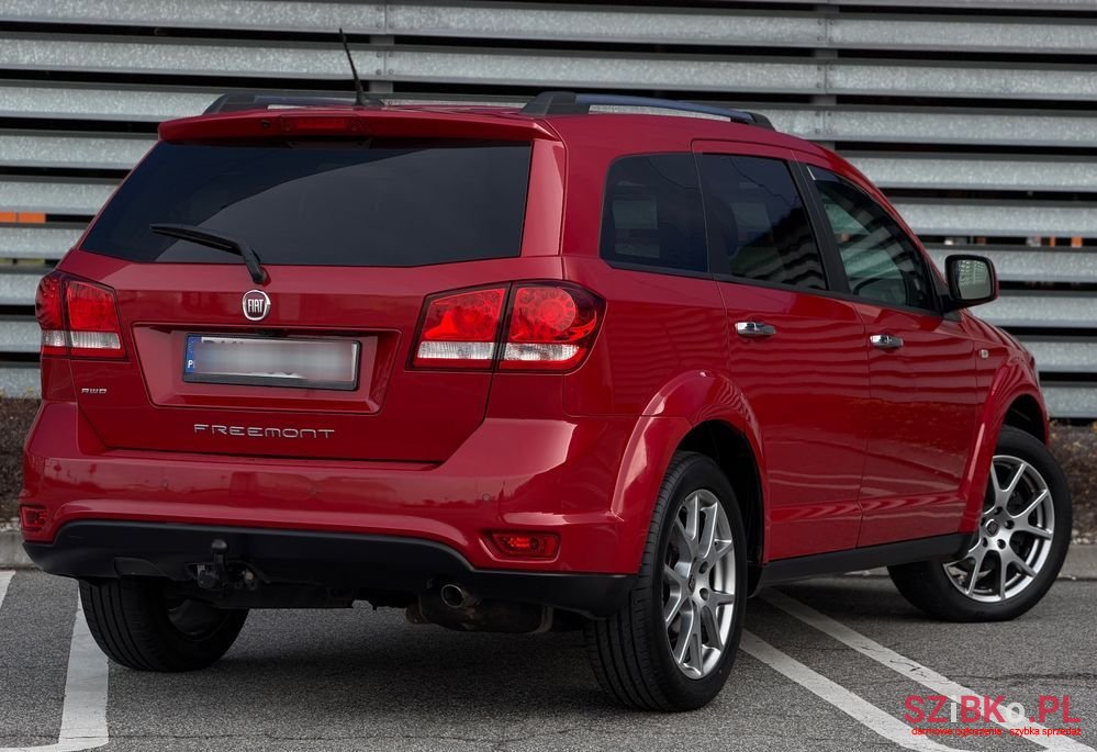 2015' Fiat Freemont photo #4