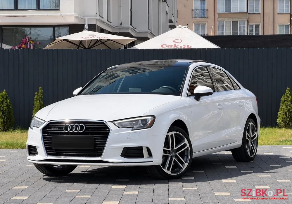 2017' Audi A3 Limousine photo #2