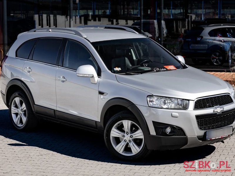 2011' Chevrolet Captiva 2.2 D Lt+ Fwd photo #5