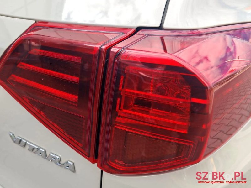 2019' Suzuki Vitara photo #4