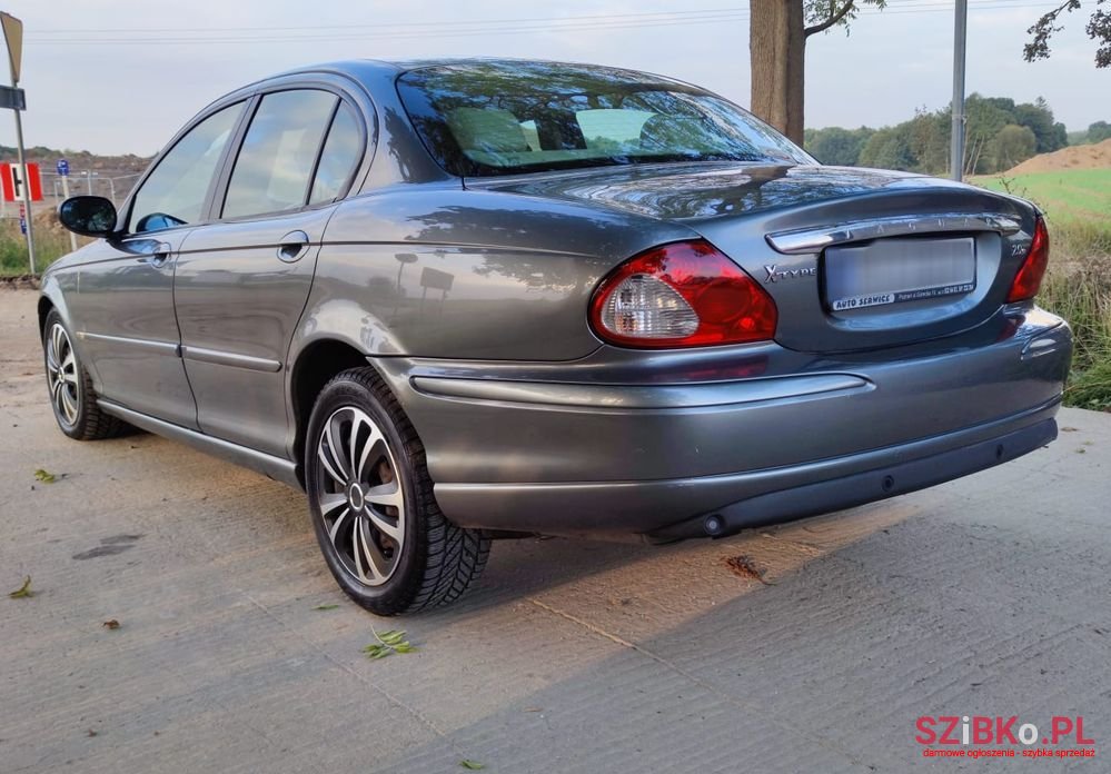 2004' Jaguar X-Type 2.0 D Executive photo #1