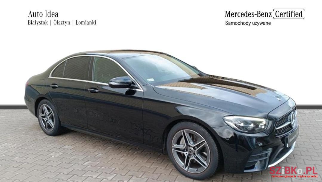 2021' Mercedes-Benz Klasa E photo #2